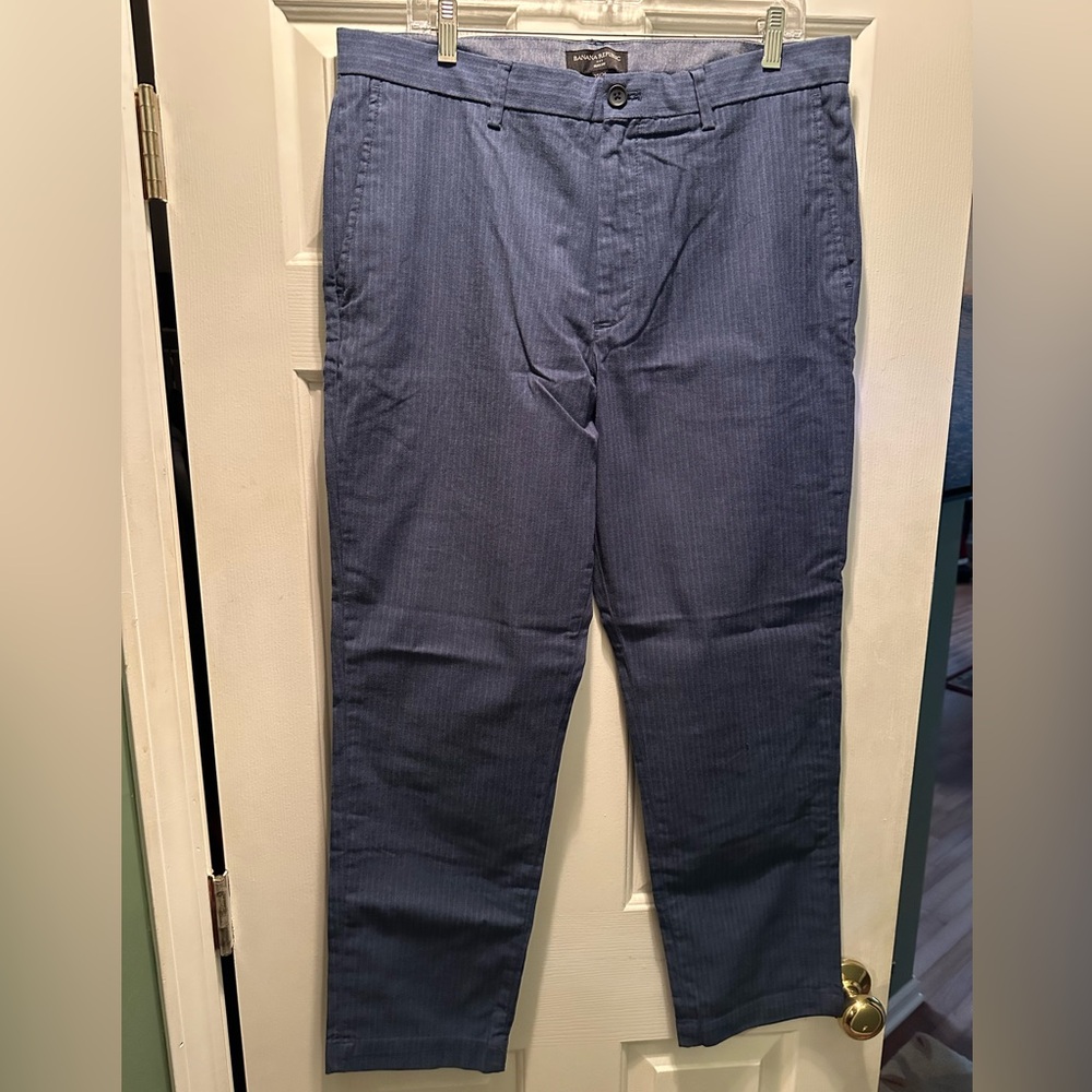 Banana Republic Slim Fit Dress Pants 35 x 30 Color light navy blue